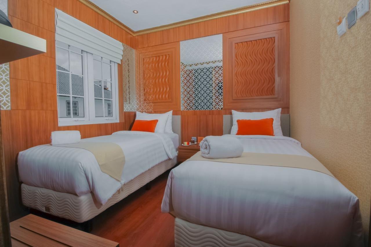 Petit Boutique Hotel Solo Ngoại thất bức ảnh